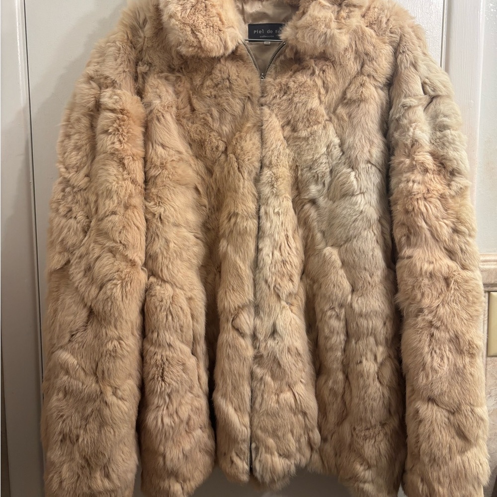 Y2K Piel De Fè GENUINE rabbit fur & pig leather coat
2XL!  Great oversized look